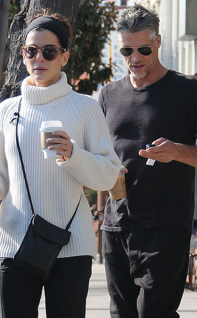 Sandra Bullock and Bryan Randall Hold Hands While Enjoying a Morning Coffee Date E! News Sandra Bullock and Bryan Randall Hold Hands While Enjoying a Morning Coffee Date E! News